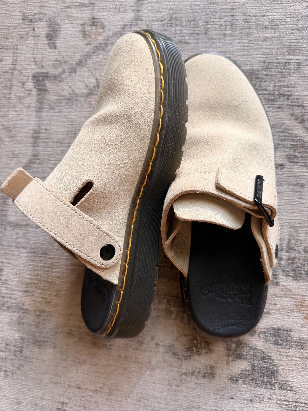 Doc Martens Carlson Clogs Slingback– Women’s Cream | Suede Leather - Picture 1 of 9